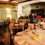 Tipica Sa Corte Penzion Oliena