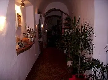 Tipica Sa Corte Inn
