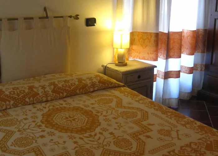 Gasthof Tipica Sa Corte Oliena