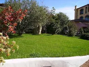 Tipica Sa Corte Inn Oliena