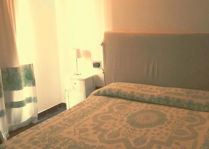 Tipica Sa Corte Inn Oliena