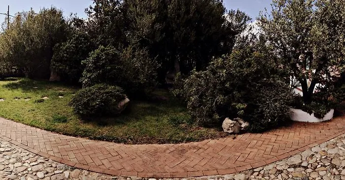 Tipica Sa Corte Oliena