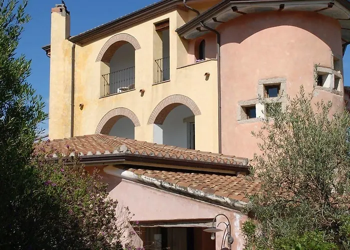 Tipica Sa Corte Oliena