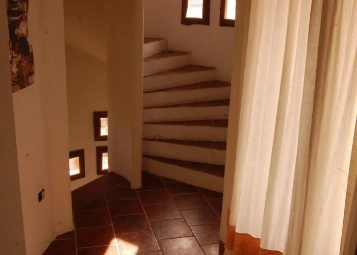 Inn Tipica Sa Corte Oliena